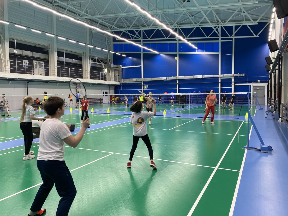 Вакансии спортивного. Спортсмены Саратова.