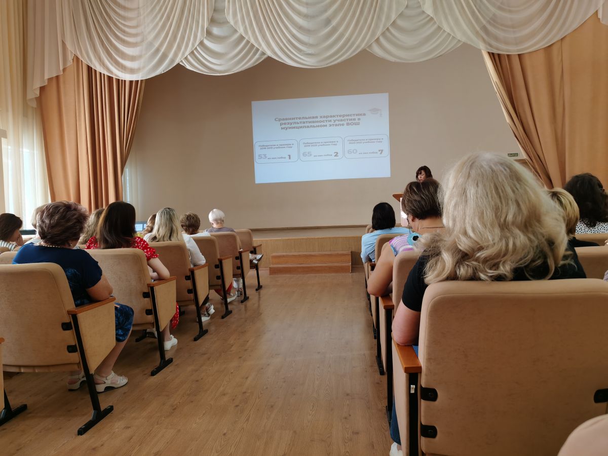 Алтайский краевой педагогический лицей барнаул. Алтайский педагогический лицей барнаул. Алтайский педагогический лицей интернат. Алтайский педагогический лицей интернат барнаул. Краевой педагогический лицей барнаул.